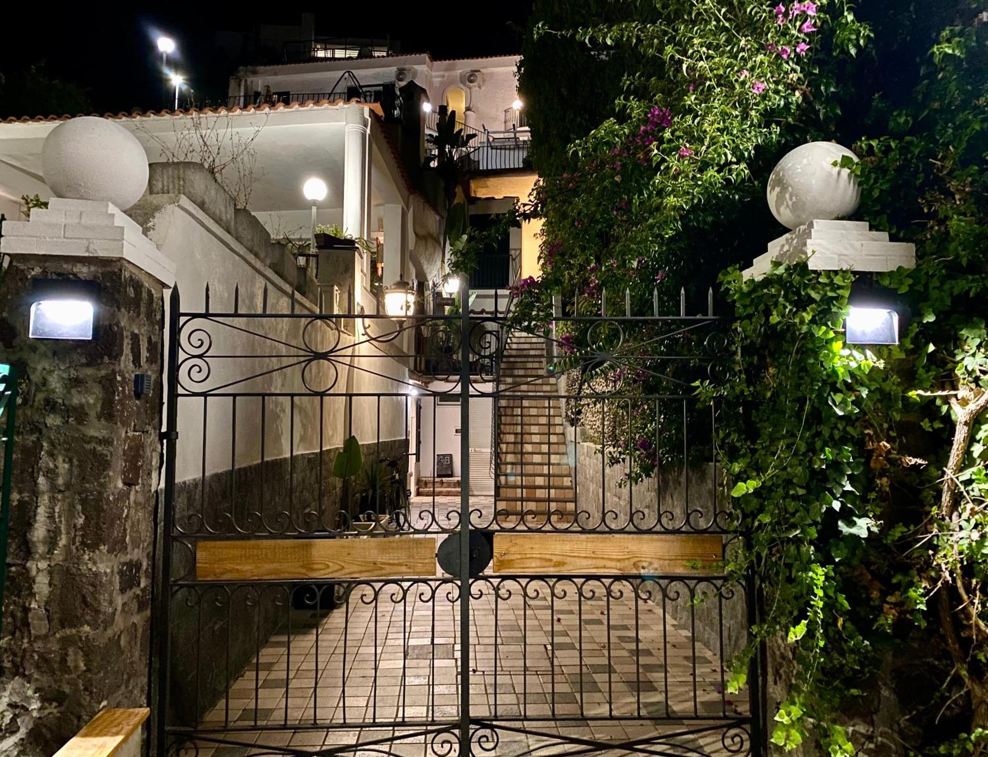 Black Market Hotel Ischia Eksteriør billede